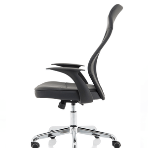 Showing close up of the faux leather in black contured backrest with boomerang armrests for  added comfort, and chrome 5 star base with castor wheels .