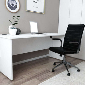 Showing the black ezra office chair of how it could look in your home office.