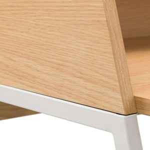 Close up of the top of the white legs of the palmer home office desk.